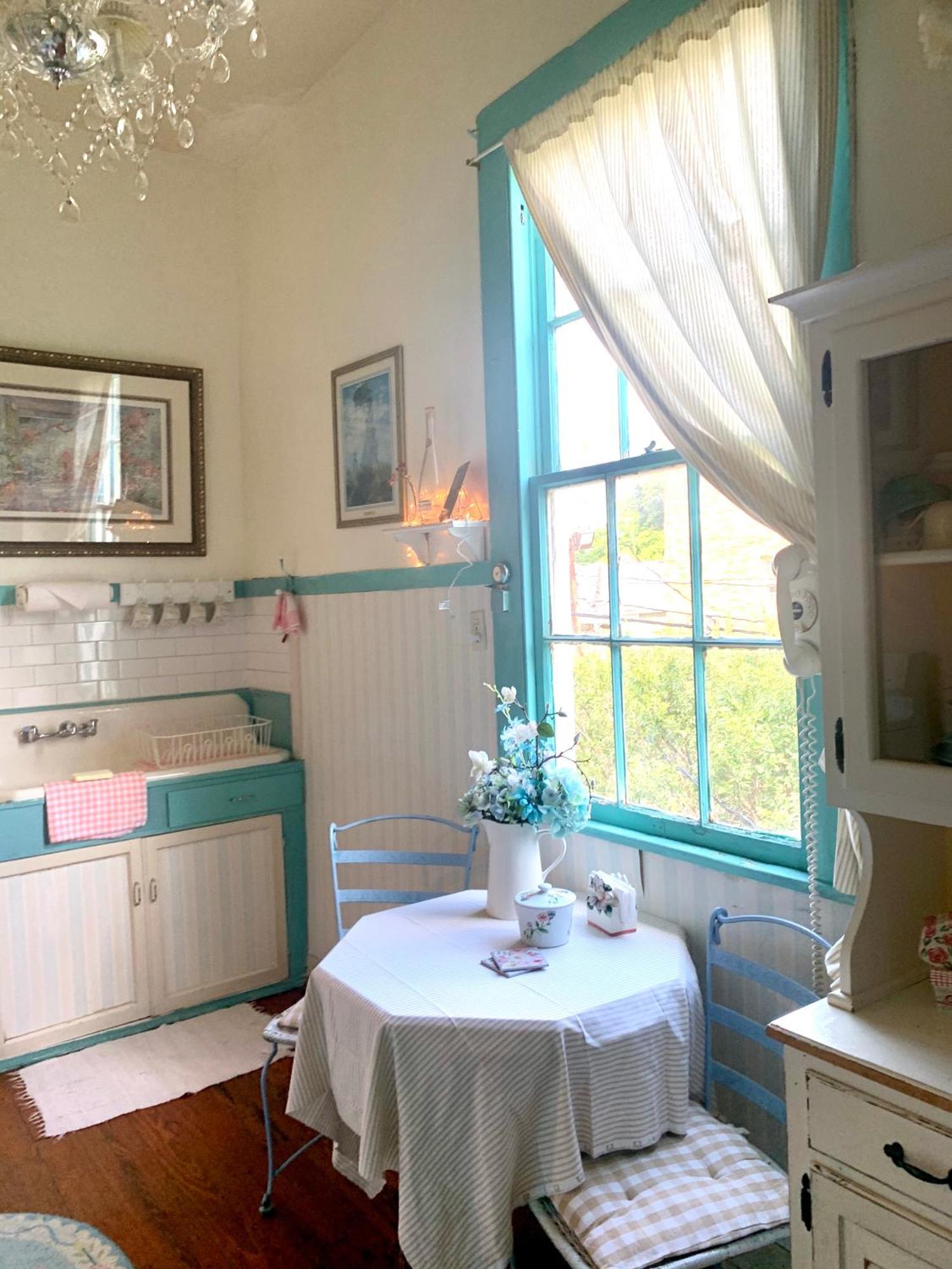 Holiday home The Elisabeth House Canal St Dollhouse, 6 Bedroom Streetcar Sleeps 14! New Orleans